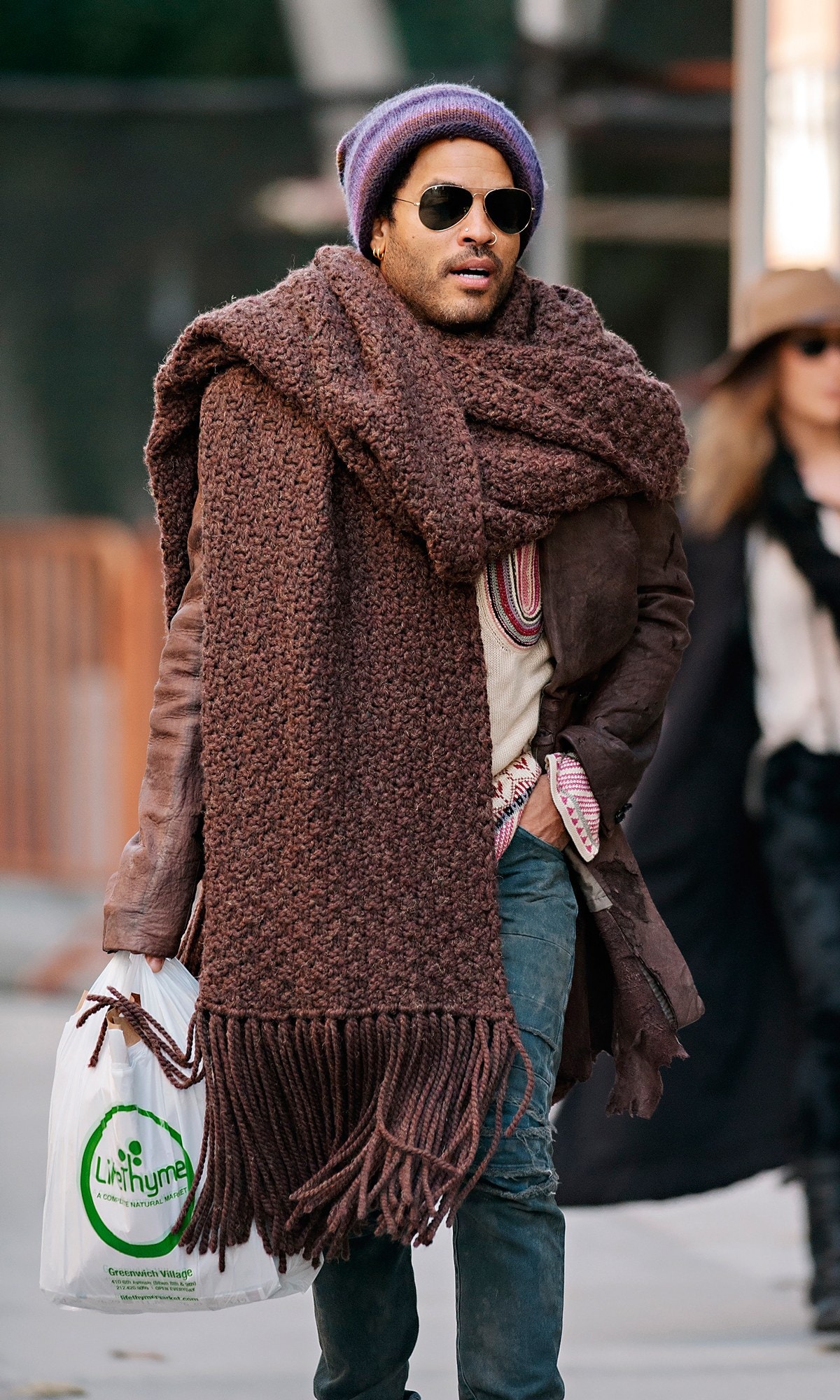 How To Wear A Scarf For Guys