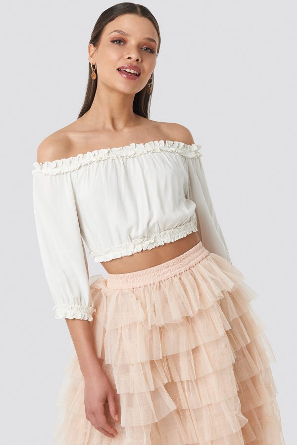 How to keep offshoulder tops in place? OffShoulder Outfit Ideas