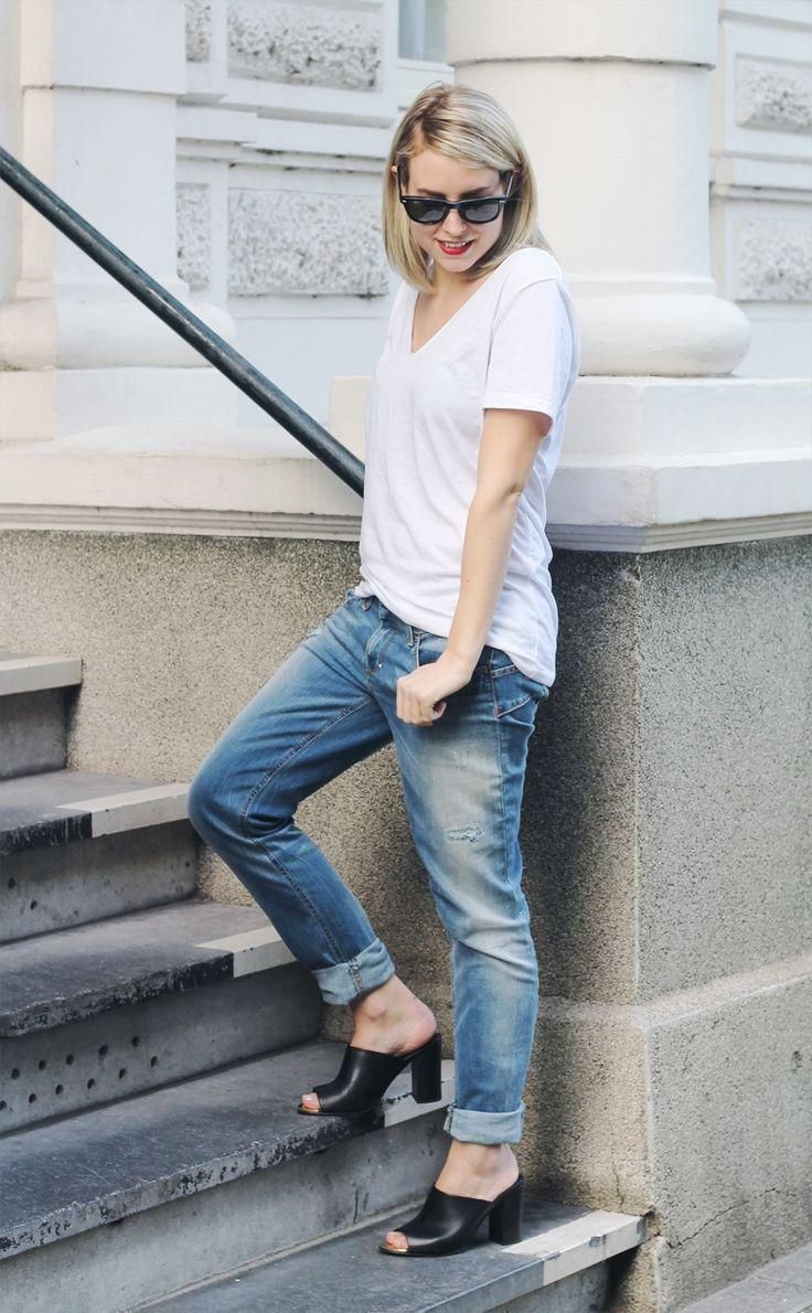 How To Style Baggy Jeans