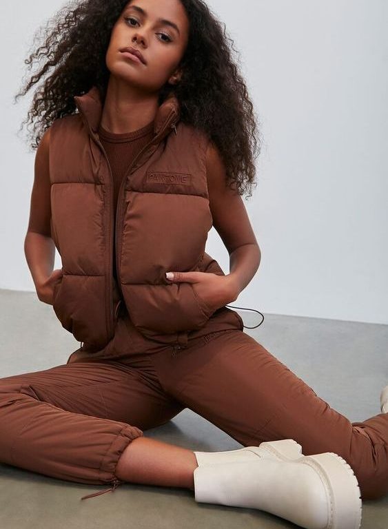 Puffer Jacket Outfit Ideas and Style Tips Puffer Jacket Outfit Ideas