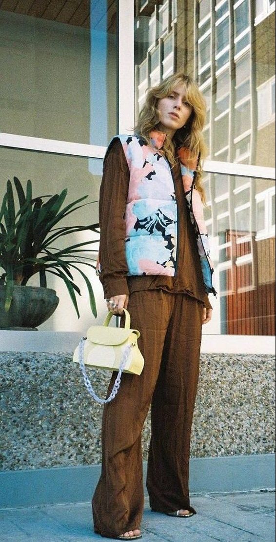 Puffer Jacket Outfit Ideas and Style Tips Puffer Jacket Outfit Ideas